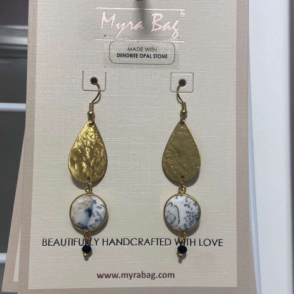 Dendrite opals stone earrings‎